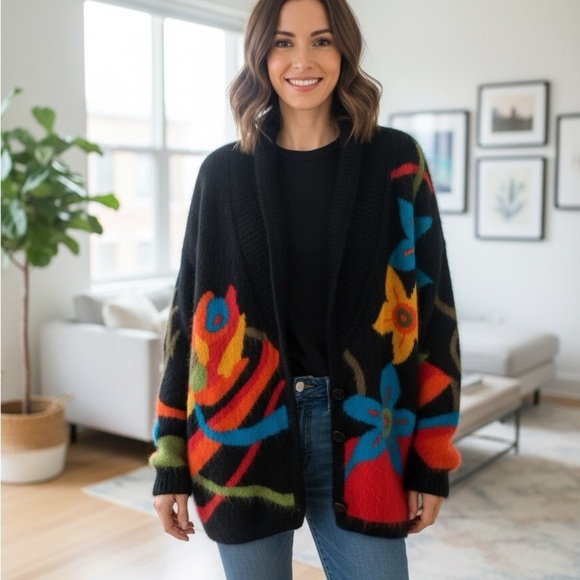 Rafaella Sweaters - Rafaella Vintage 80s/90s Colorful Floral Women's Sweater